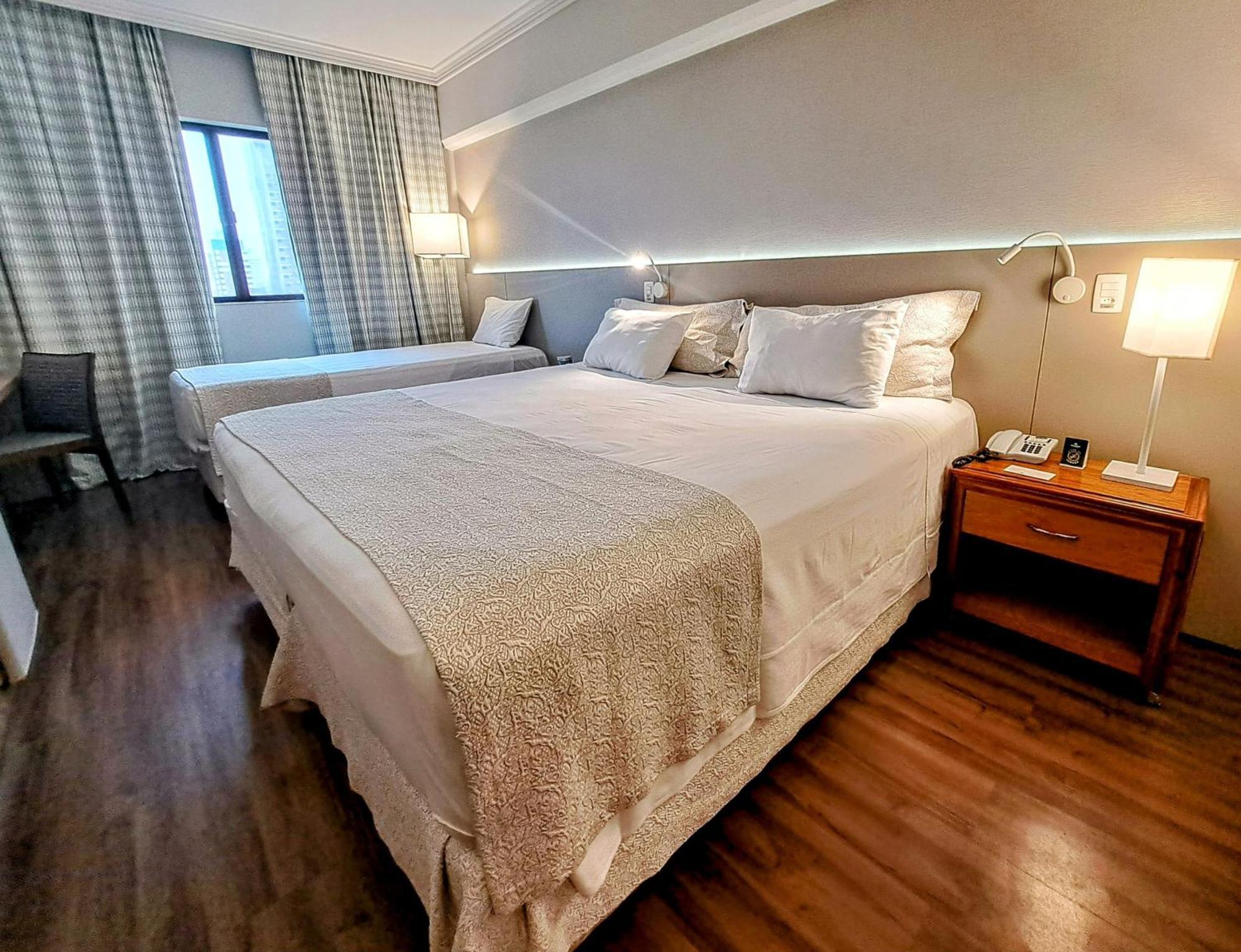 Bourbon Convention Hotel Santos Екстер'єр фото