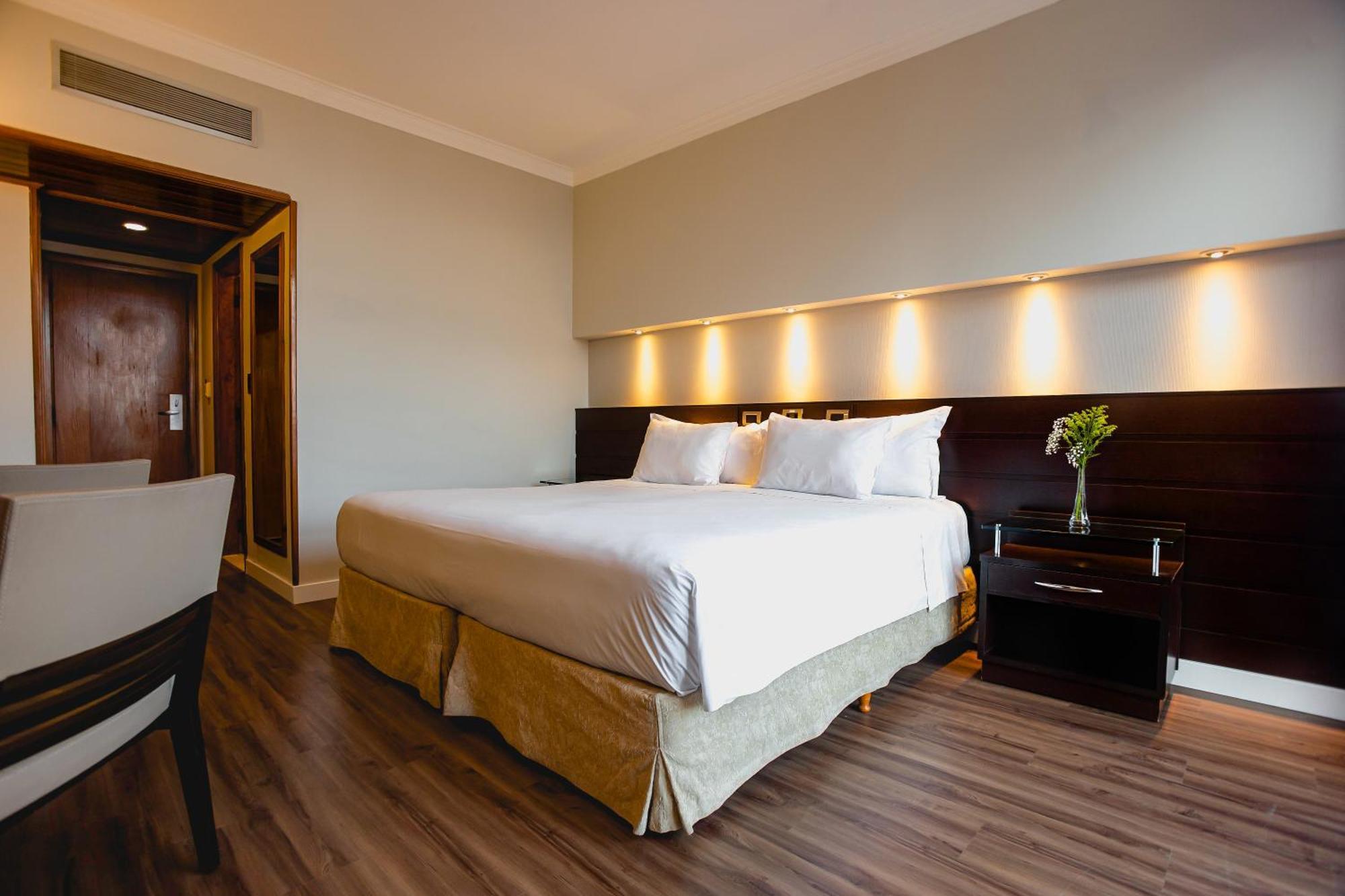 Bourbon Convention Hotel Santos Екстер'єр фото